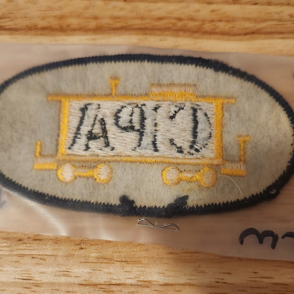 CPA PATCH ON A TRAIN - Picture 2 of 2
